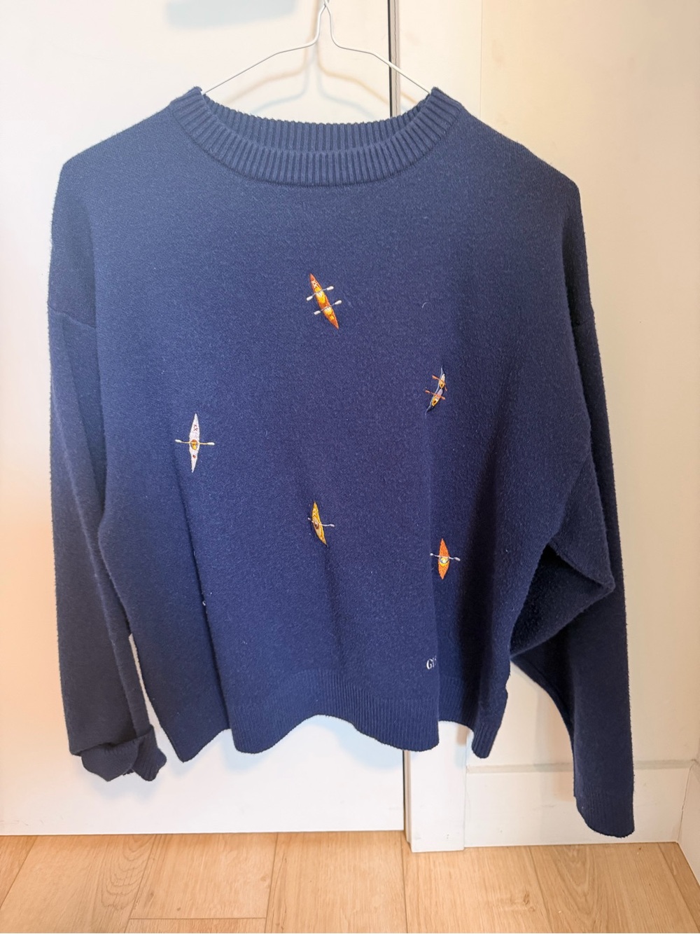 Girl crush kayak sweater